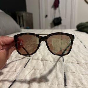 Womens smith sunglasses in perfect condition!